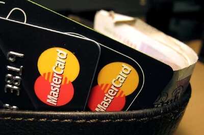Visa, Mastercard Mull Increasing Fees for Processing Transactions: Report