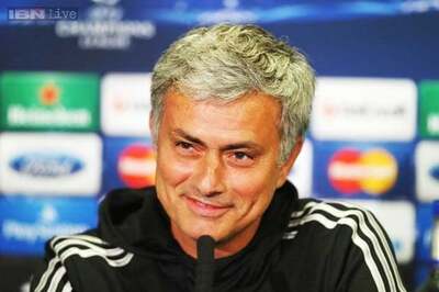 Jose Mourinho unhappy at Chelsea defence in nine-goal thriller