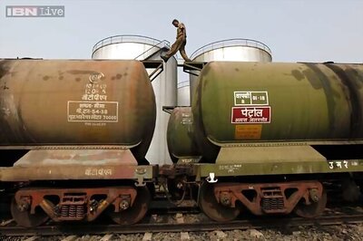 India pays $550 million in oil dues to Iran: Sources
