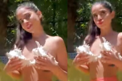 Uorfi Javed Ditches Her Top in Latest Post, Says 'wear Anything But Clothes'; Watch