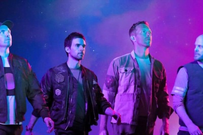Coldplay Fans Face Long Queues as BookMyShow Limits Mumbai Concert Tickets to 4 Per User