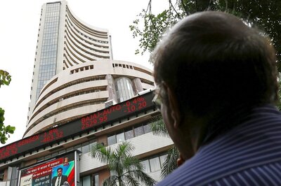 Sensex Dips 289 pts; Nifty Below 17,100; Banks Stocks Fall