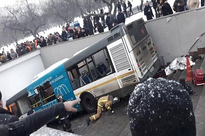 Bus Ploughs Into Crowd at Busy Pedestrian Underpass in Moscow, Kills 4