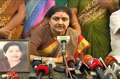 Majority of MLAs With VK Sasikala: AIADMK Spokesperson