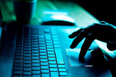 Group on Mangalore Police Radar for Threatening Muslim Girls Against Removing Burqas, Taking Selfie