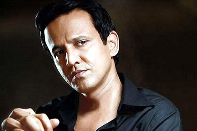 Kay Kay Menon to play civic commissioner in Big B's TV show