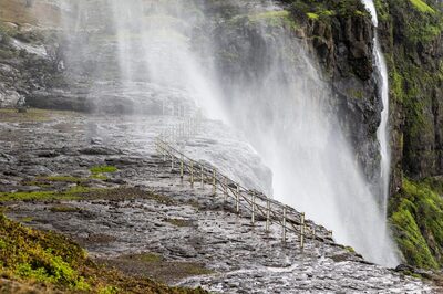 Unique Travel Experiences in India