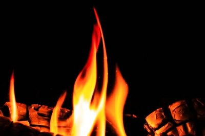 Worried About Your Phone Overheating This Summer? These Tips Will Help You Keep It Cool