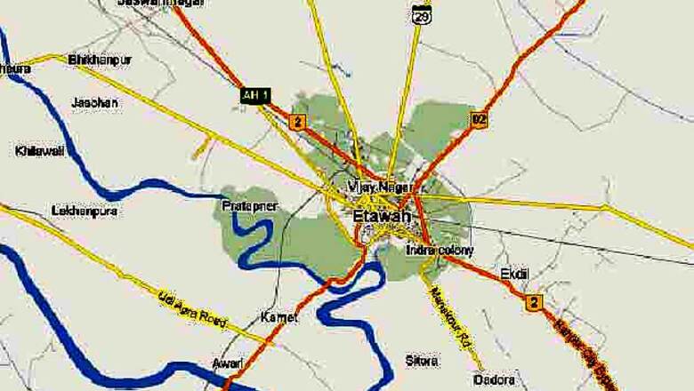 Bhind: Two killed, 18 injured as bus overturns