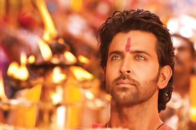 Hrithik Roshan undergoes a successful neuro-surgery