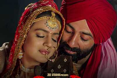 Ameesha Patel Recalls Sunny Deol's Gadar Release in 2001: 'People Didn't Buy Less Than 15-20 Tickets At A Time' | Exclusive