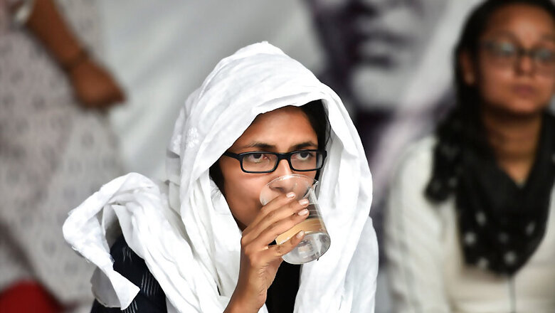 DCW Issues Notice to EC over Nirbhaya Gang Rape Convict's Photo on Election Hoarding in Punjab