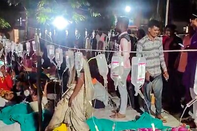 HC Takes Note of Patients Being Treated on Street in Maharashtra's Buldhana; Seeks Govt Affidavit