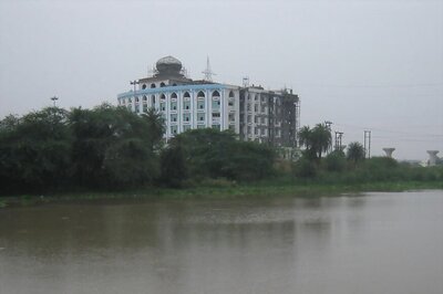 Competitive Politics: From Akhilesh's Haj House to Yogi's Kailash Mansarovar House