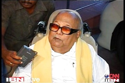 Will be happy if a front comprising DMDK is formed: M Karunanidhi