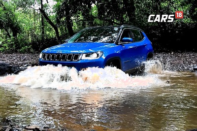 Jeep Compass Targeted Again by Rival, Mahindra XUV500 Takes a Dig