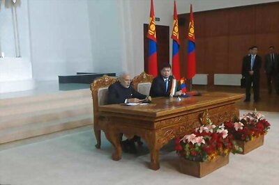 India signs 14 agreements, announces credit line of $1 billion to Mongolia