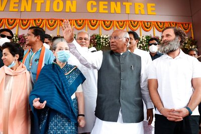 How Mallikarjun Kharge and Rahul Gandhi Fail to Give the Ailing Congress a Raipur Push