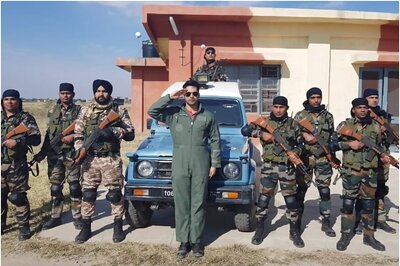 Varun Dhawan Spends Two Days with Indian Air Force, Calls it Magical