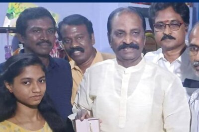 Lyricist Gifts Golden Pen To Girl Who Got 600 In Class 12, Criticised For Calling Her ‘Sister’