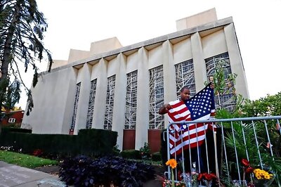Case Against Accused Pittsburgh Synagogue Shooter Plods On