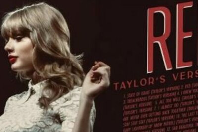 Taylor Swift Reveals 'Red' Arriving Earlier on November 12