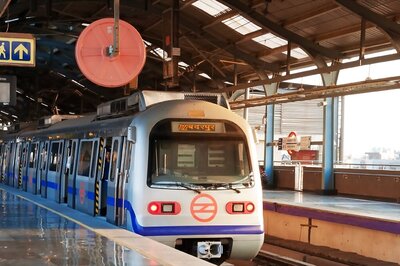 Delhi Metro: Technical Snag Hits Metro Services on Red Line