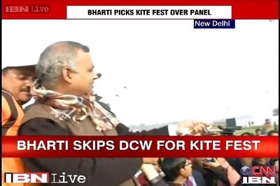 Somnath Bharti skips DCW summons, flies kite at an event