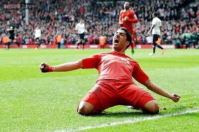 Liverpool's Suarez only has eyes for the team prize