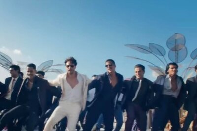 Bade Miyan Chote Miyan Song Mast Malang Out: Akshay Kumar, Tiger Shroff Starrer Is A Peppy Number
