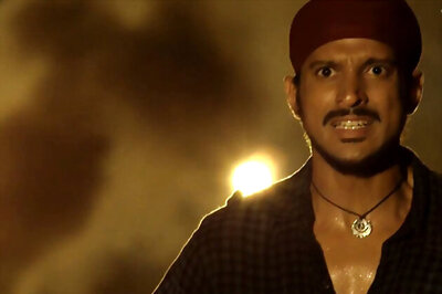 Naseer is entitled to his opinion on 'Bhaag Milkha Bhaag': Farhan