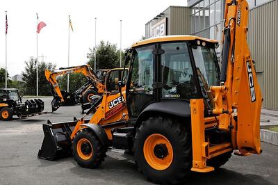 Earthmover's Loader Collapses on Passenger Tempo, Kills One in UP