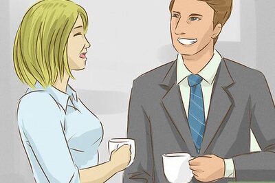 How to Stop Social Media from Damaging Your Offline Behavior