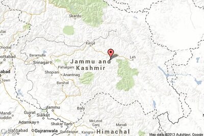 Police bust militant hideout in Samba