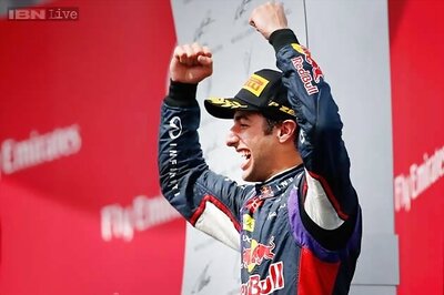 Red Bull's Daniel Ricciardo wins dramatic Canadian Grand Prix