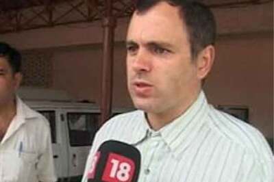 Omar meets Pranab, Antony ahead of crucial CCS