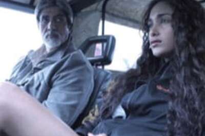 Big B croons for 18-yr-old in Nishabd