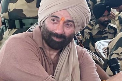 Sunny Deol DENIES Signing Border 2? Gadar 2 Star Says 'Not Signed Any Film' But Teases New Project