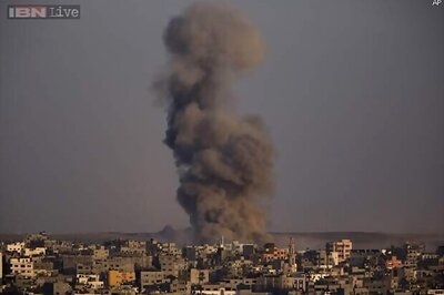 Palestinians, Israelis resume talks on Gaza