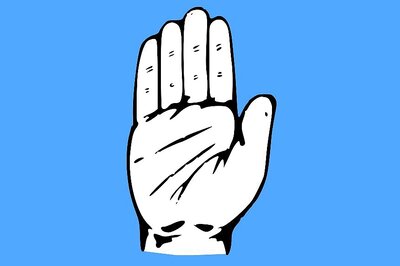 Denied Ticket, AAP's Ajmeri Gate Councillor Joins Congress