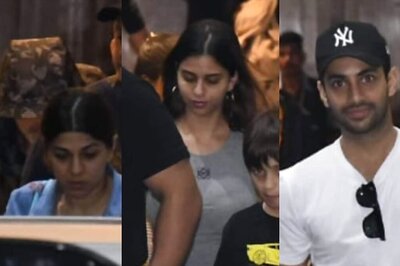 Shah Rukh Khan Spotted With Suhana Khan's Rumoured BF Agastya Nanda, Trio Give Camera a Miss | Watch