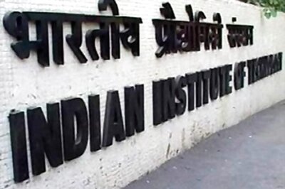 Fee at IITs may rise by Rs 40,000 per annum