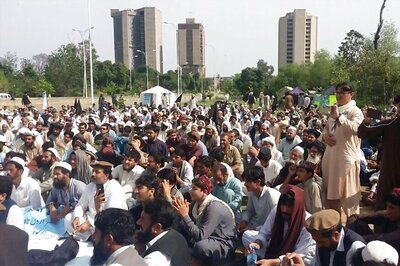 Pakistani Traders End Protest After Army Agrees to Demands