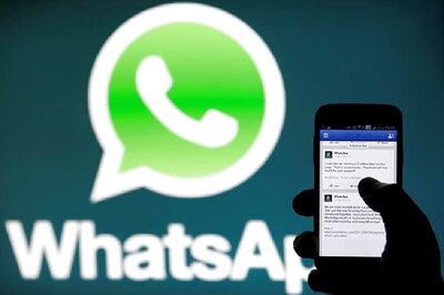 Facebook Tests WhatsApp Shortcut in Its App