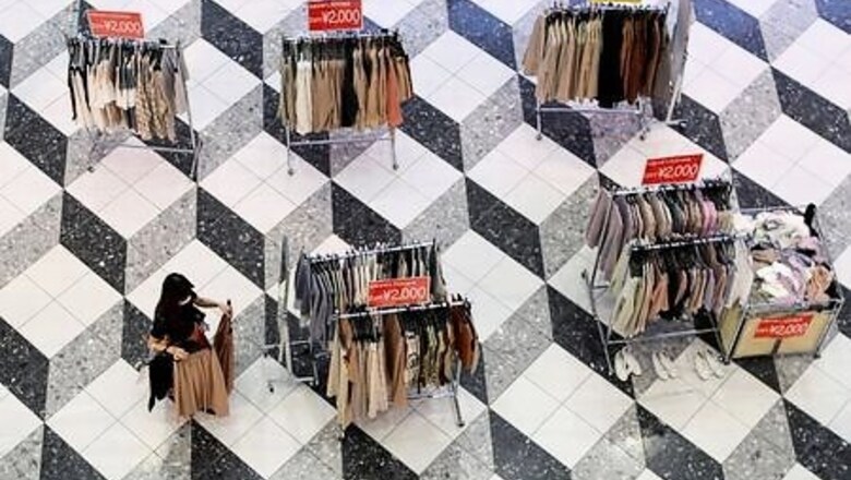 Japan's Households, Firms Keep Hoarding Cash At Record Pace As COVID-19 Strains Broaden