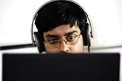 Karnataka to Gift Laptops to 1.5 Lakh 'Poor' Students