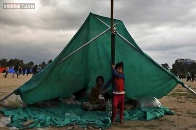 Desperate survivors sleep in the open as aftershocks spread fear in Nepal