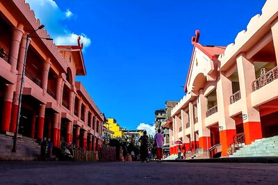 Ema Keithel, Asia's Largest All-Women Market in Manipur, Awaits Systematic Covid-19 Protocols to Reopen