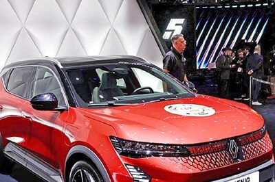 Renault Introduces New EV At Geneva Auto Show, The Scenic Model Bags Car Of The Year