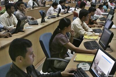 2.66 lakh people unemployed in Delhi: Survey